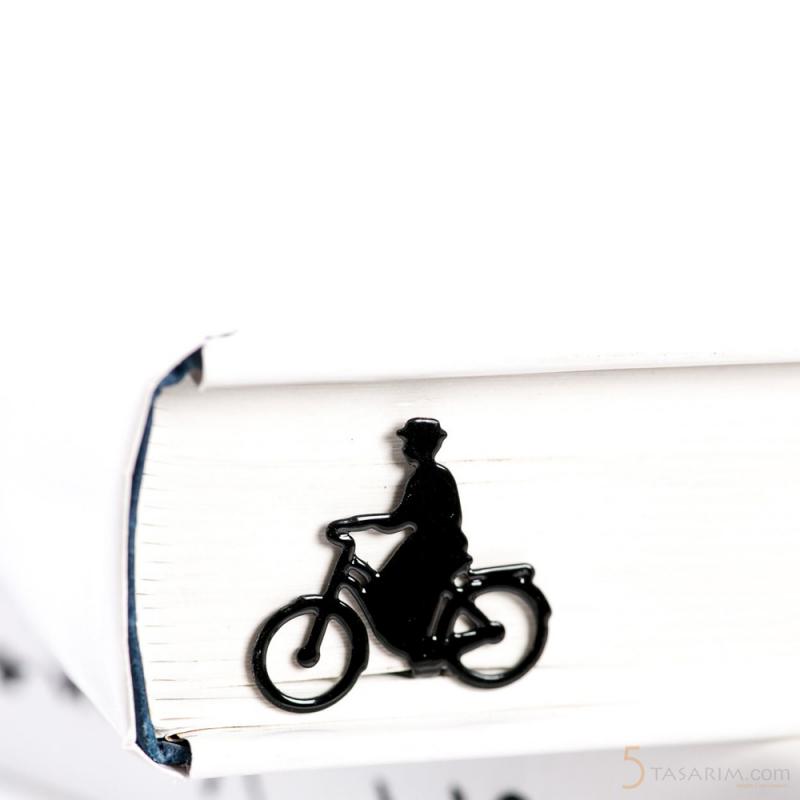 Bisikletli Bayan Kitap Ayraçları